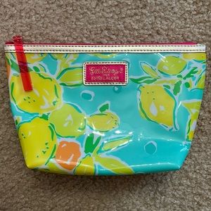 Lilly Pulitzer for Estée Lauder cosmetic bag